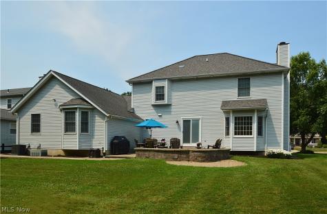 6829 S Camelot Drive Mentor OH 44060