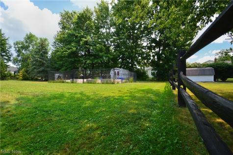 6829 S Camelot Drive Mentor OH 44060