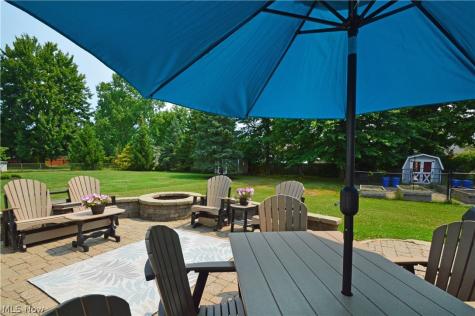6829 S Camelot Drive Mentor OH 44060