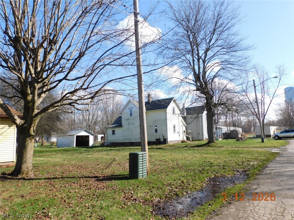 522 Shackson Street Conneaut OH 44030