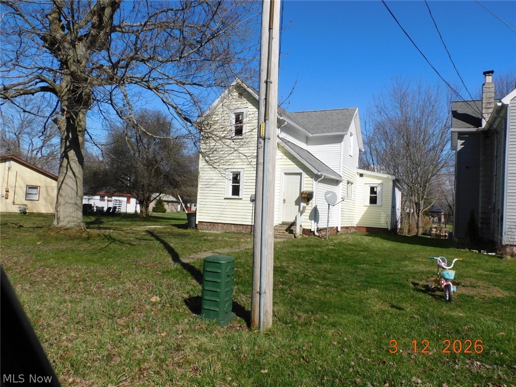 522 Shackson Street Conneaut OH 44030