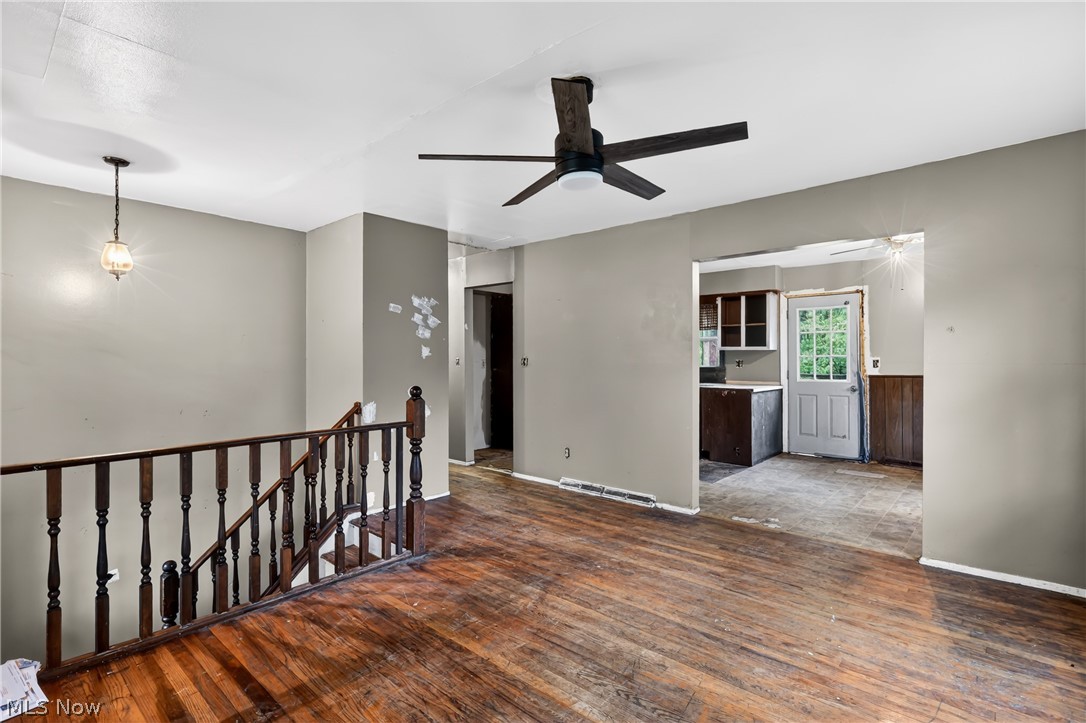 2964 Williamsburg Street NW Warren OH 44485