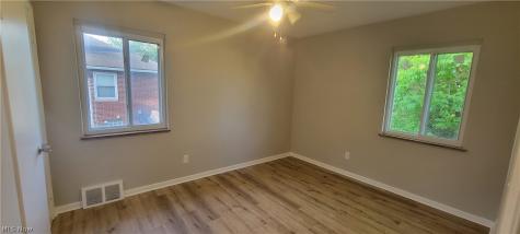 4852 E 81st Street Garfield Heights OH 44125