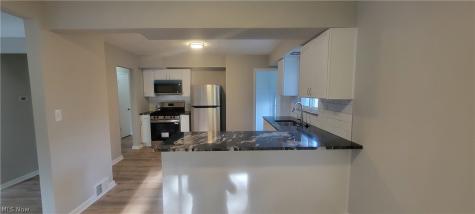 4852 E 81st Street Garfield Heights OH 44125