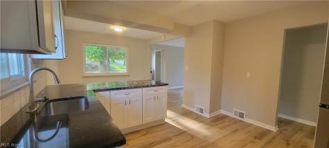 4852 E 81st Street Garfield Heights OH 44125