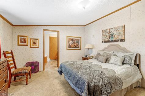 227 C Street SW Navarre OH 44662