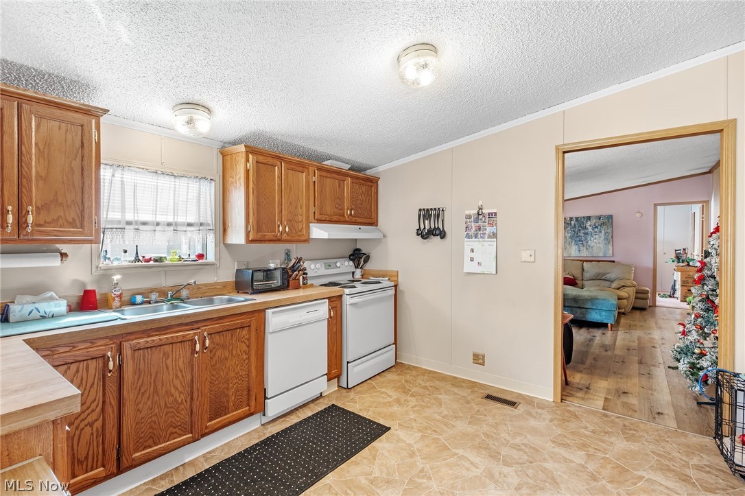 227 C Street SW Navarre OH 44662