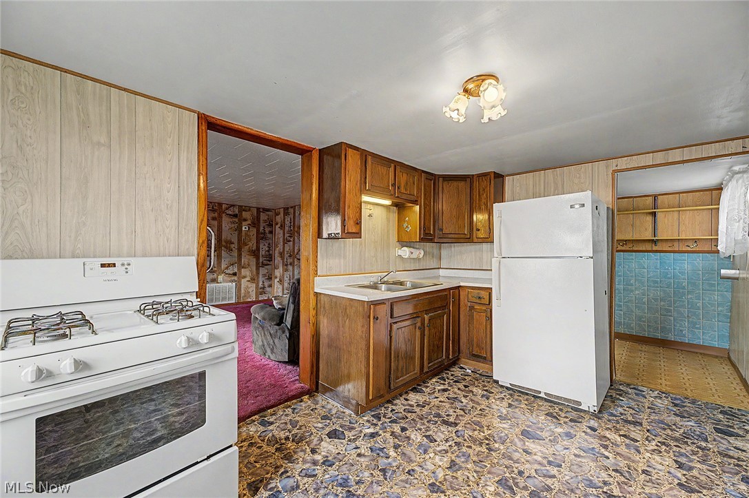 671 Stevenson Avenue Akron OH 44312