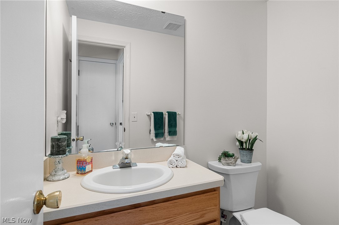 18204 Winchester Court Strongsville OH 44136