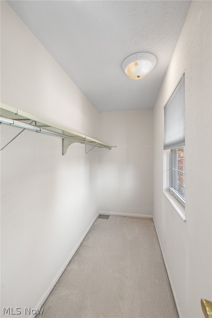 18204 Winchester Court Strongsville OH 44136