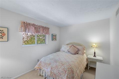 18204 Winchester Court Strongsville OH 44136