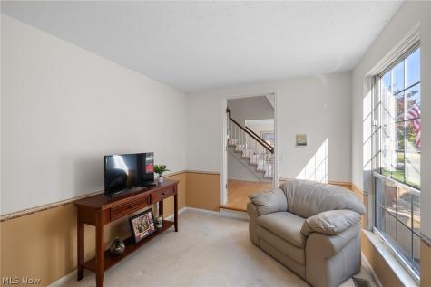 18204 Winchester Court Strongsville OH 44136