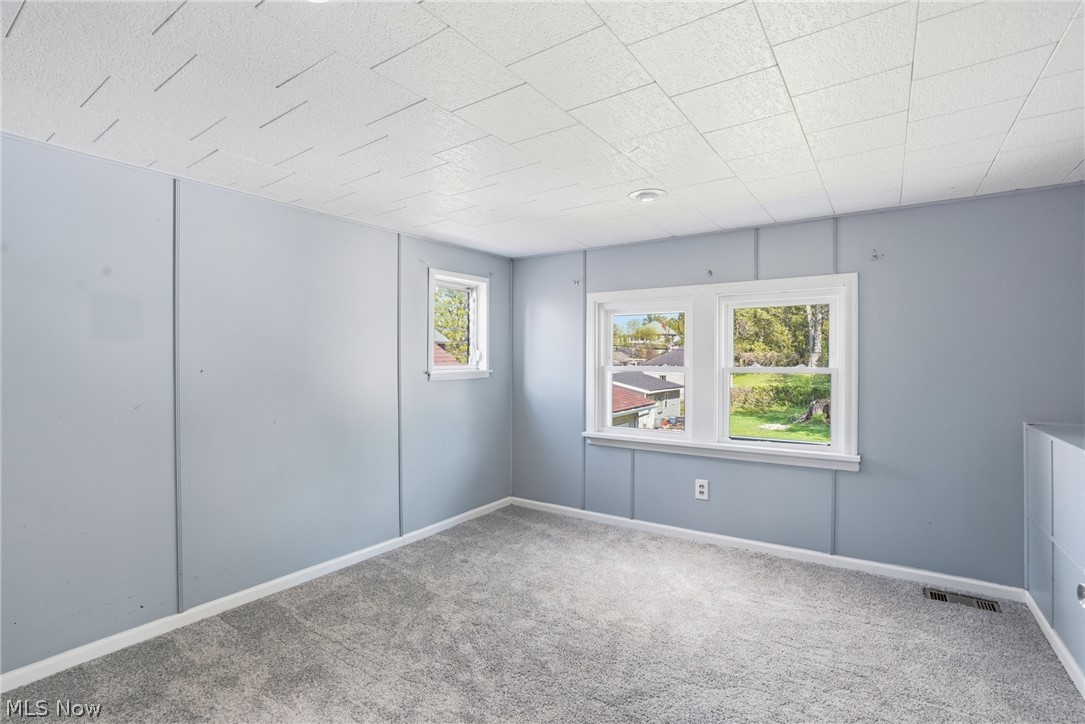 2326 Verneva Street Zanesville OH 43701