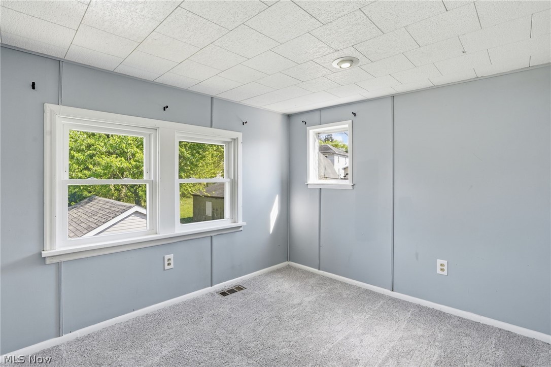 2326 Verneva Street Zanesville OH 43701