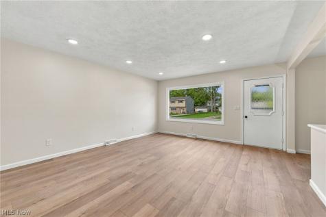 771 E 348th Street Eastlake OH 44095