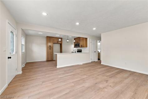 771 E 348th Street Eastlake OH 44095