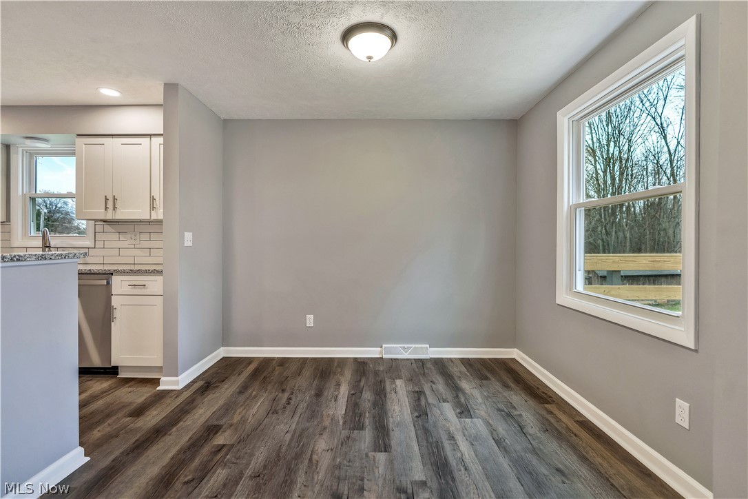 6518 Lorraine Avenue NW Massillon OH 44646