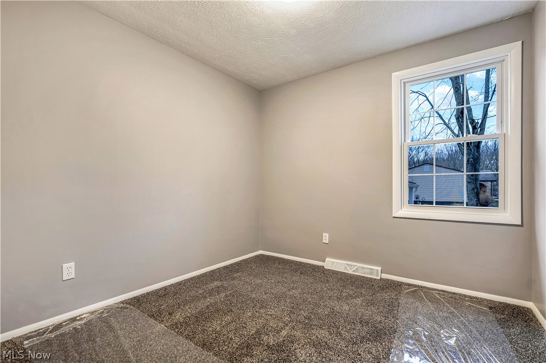 6518 Lorraine Avenue NW Massillon OH 44646