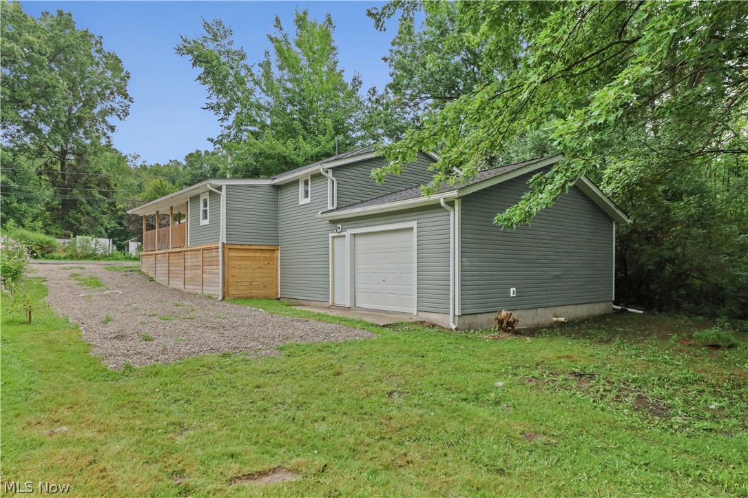5519 N Freedom Street Ravenna OH 44266