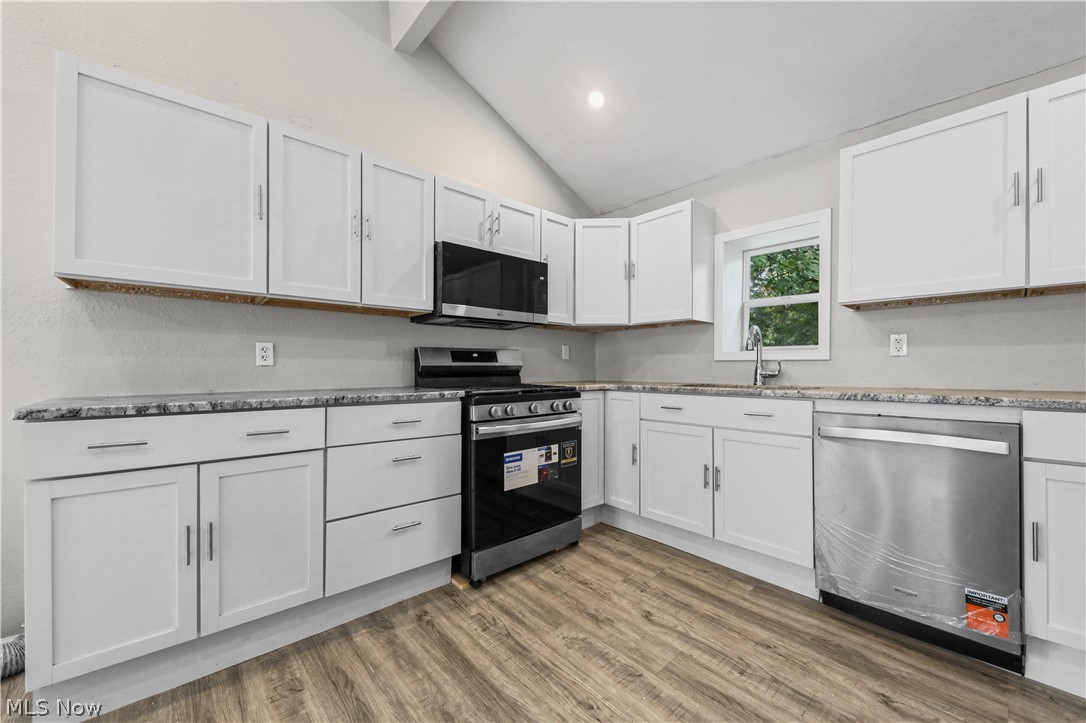 5519 N Freedom Street Ravenna OH 44266