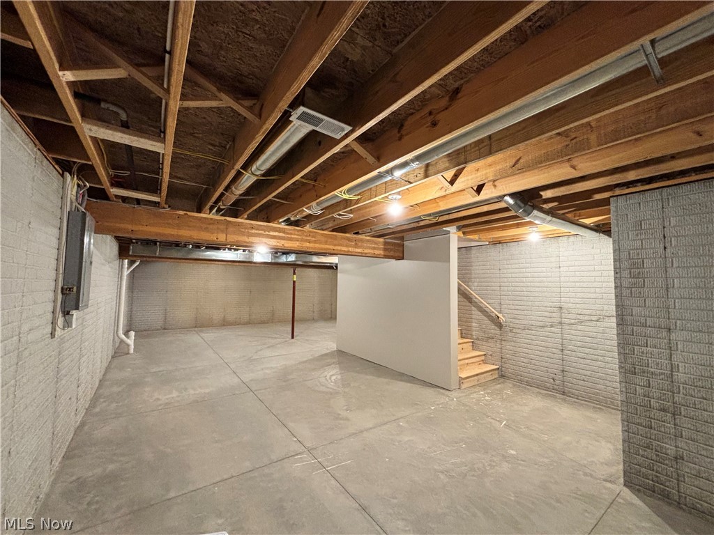 385 Thorn Way Doylestown OH 44230