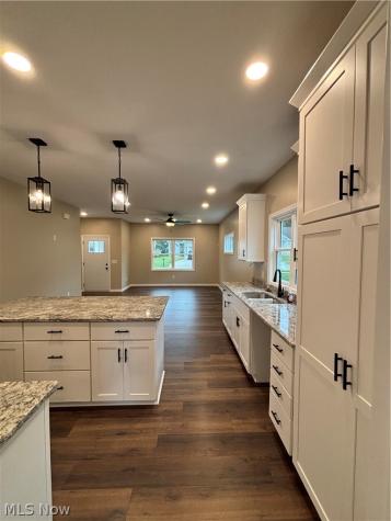 385 Thorn Way Doylestown OH 44230