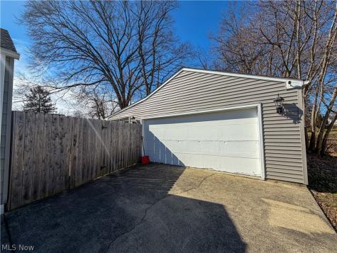 724 S Belle Vista Avenue Youngstown OH 44509