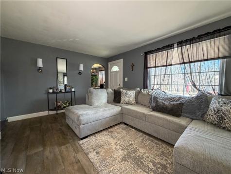724 S Belle Vista Avenue Youngstown OH 44509