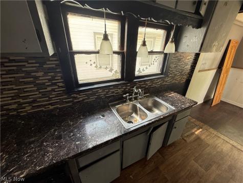 22553 Ivan Avenue Euclid OH 44123