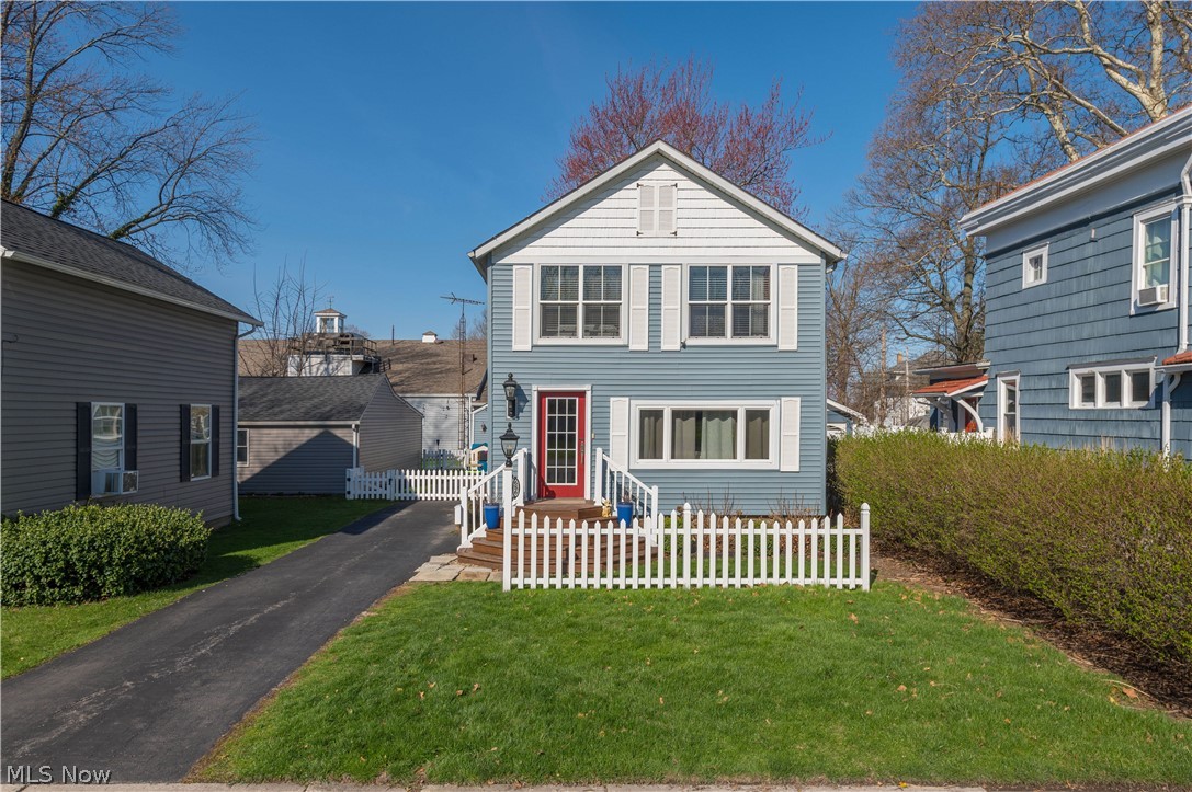 686 Perry Street Vermilion OH 44089