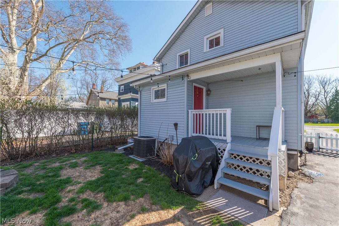686 Perry Street Vermilion OH 44089