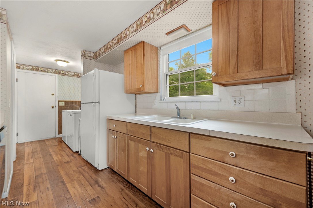 24237 Woodmere Drive North Olmsted OH 44070