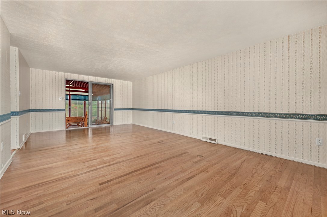 24237 Woodmere Drive North Olmsted OH 44070