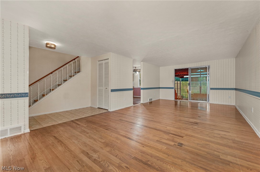 24237 Woodmere Drive North Olmsted OH 44070