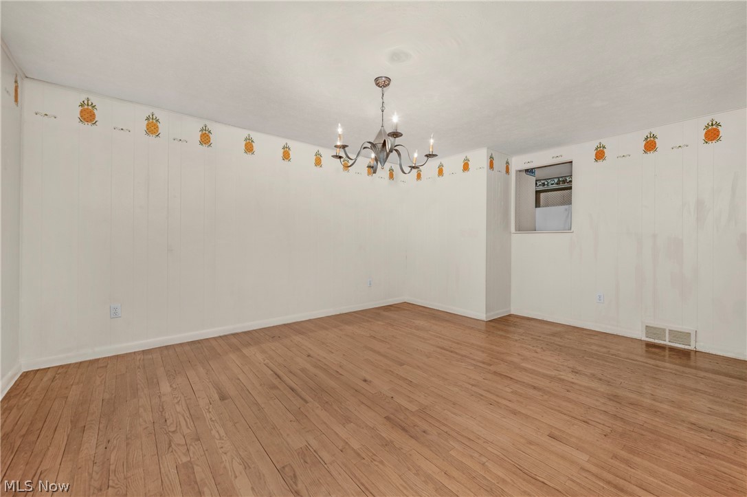 24237 Woodmere Drive North Olmsted OH 44070