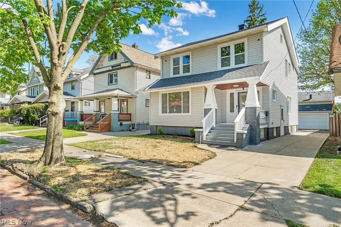 10421 Linnet Avenue Cleveland OH 44111