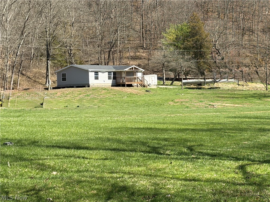 1285 Moody Hollow Road Blue Rock OH 43720