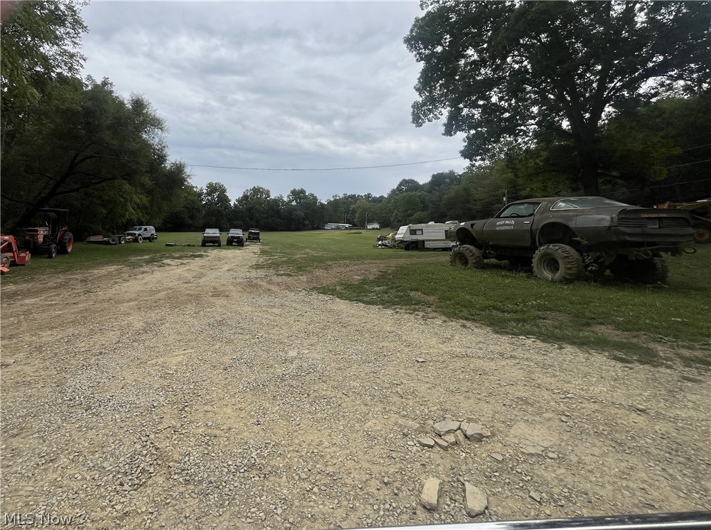 1285 Moody Hollow Road Blue Rock OH 43720