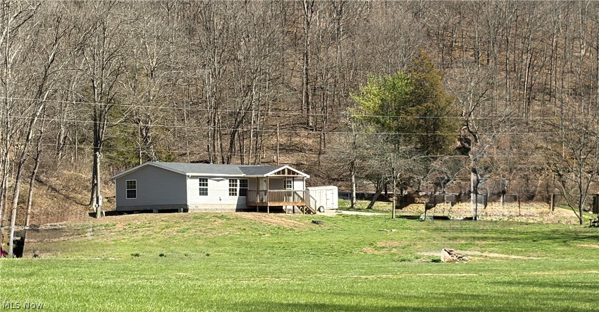 1285 Moody Hollow Road Blue Rock OH 43720