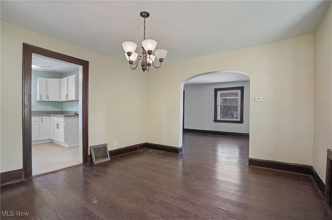 29 E Dartmore Avenue Akron OH 44301