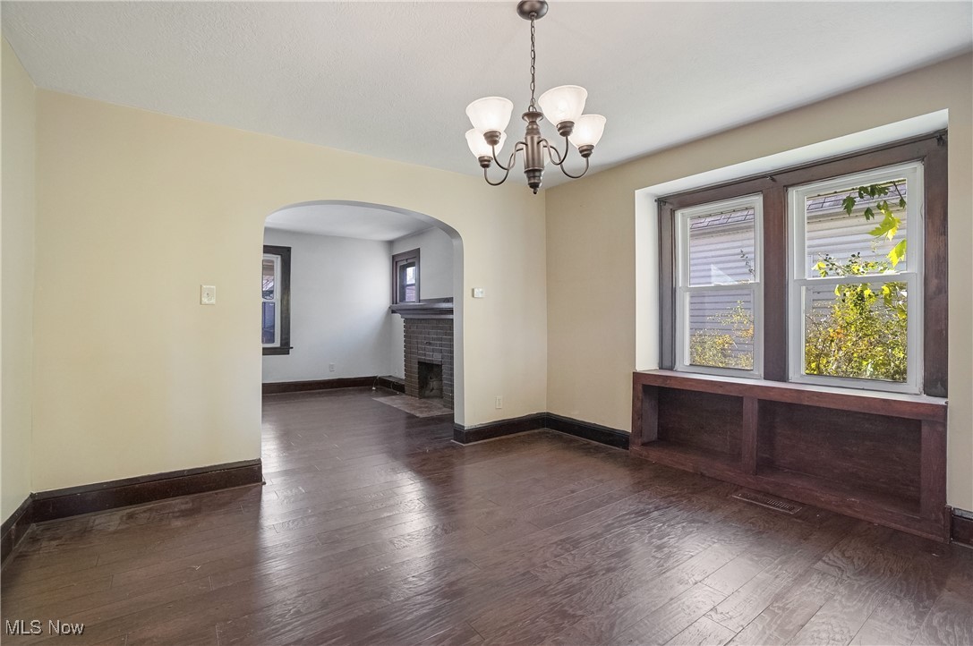 29 E Dartmore Avenue Akron OH 44301