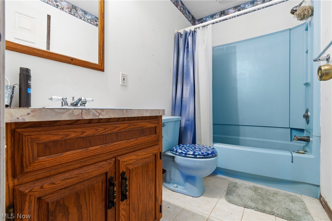 5050 Fox Ridge Drive Green OH 44720