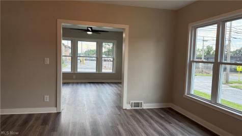 310 Broad Street Wadsworth OH 44281