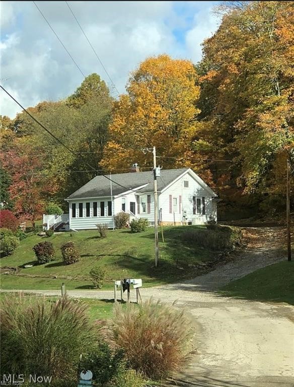 23015 Township Road 420 Road Coshocton OH 43812