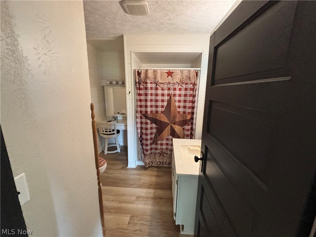 23015 Township Road 420 Road Coshocton OH 43812