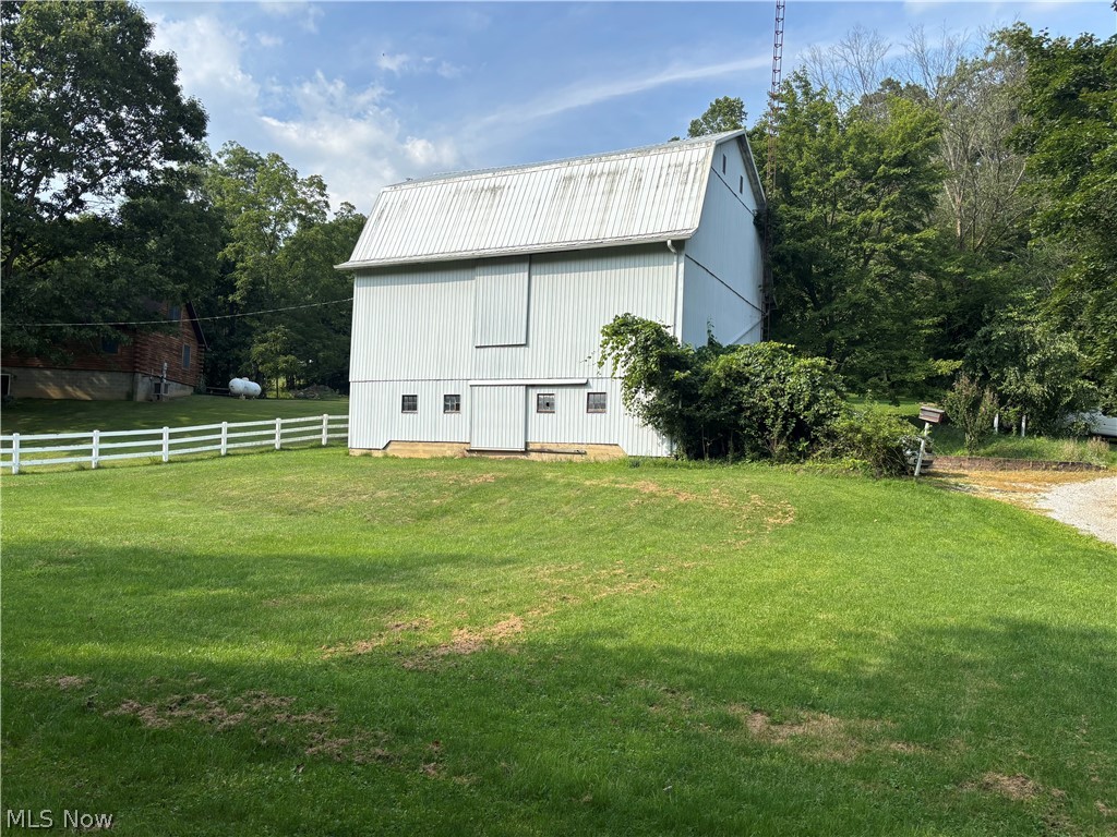 23015 Township Road 420 Road Coshocton OH 43812