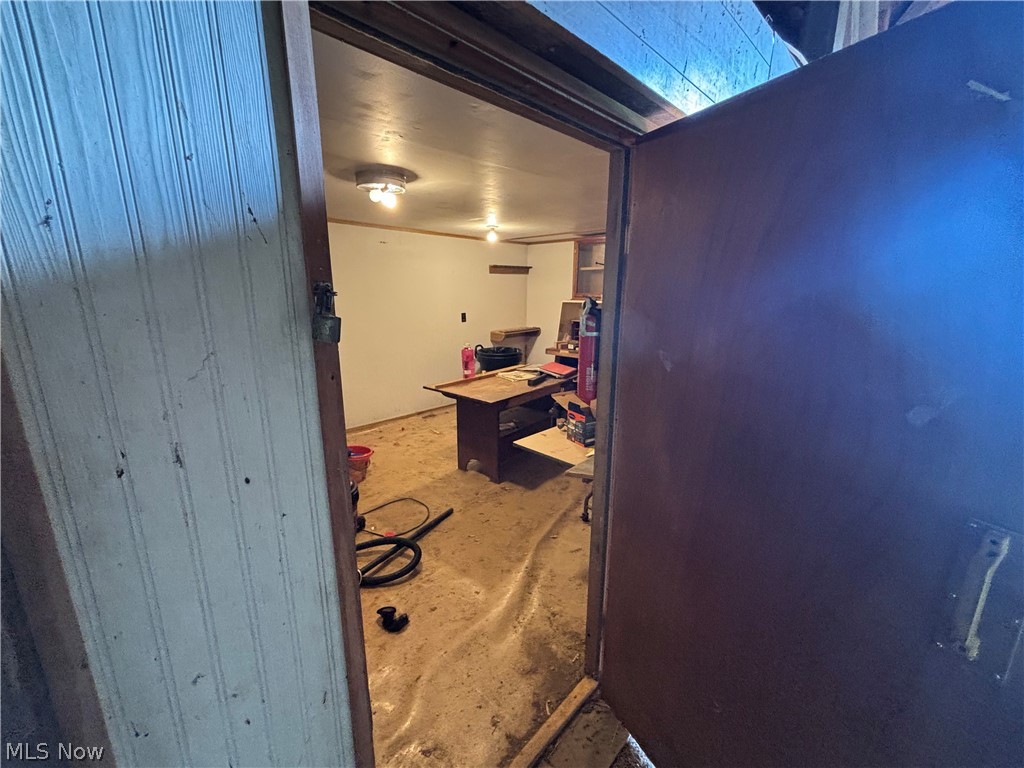 23015 Township Road 420 Road Coshocton OH 43812