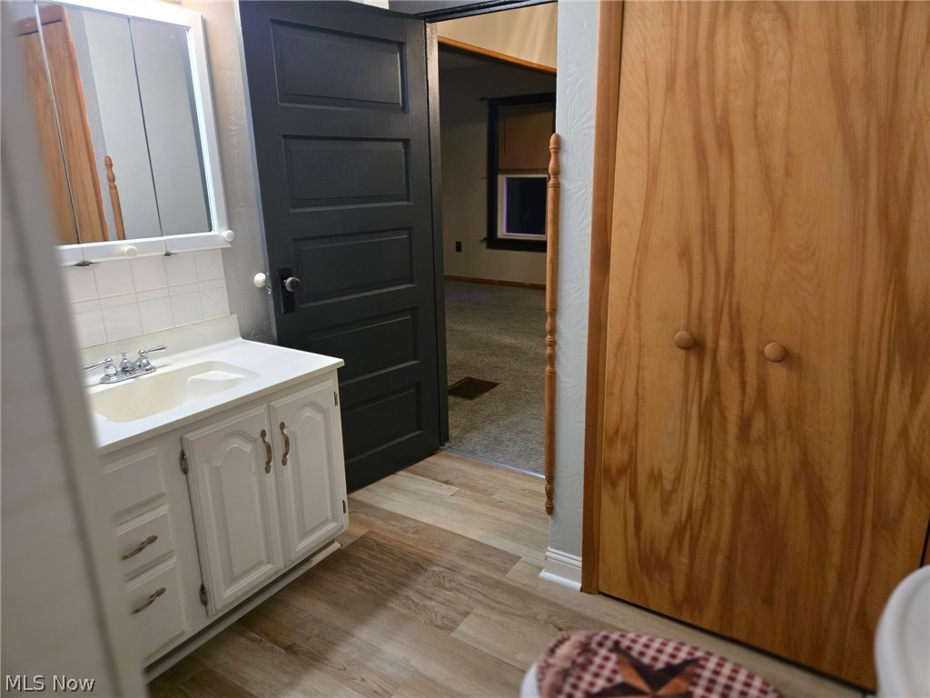 23015 Township Road 420 Road Coshocton OH 43812