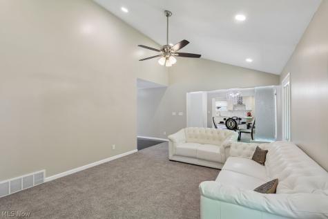 32383 S Burr Oak Drive Solon OH 44139