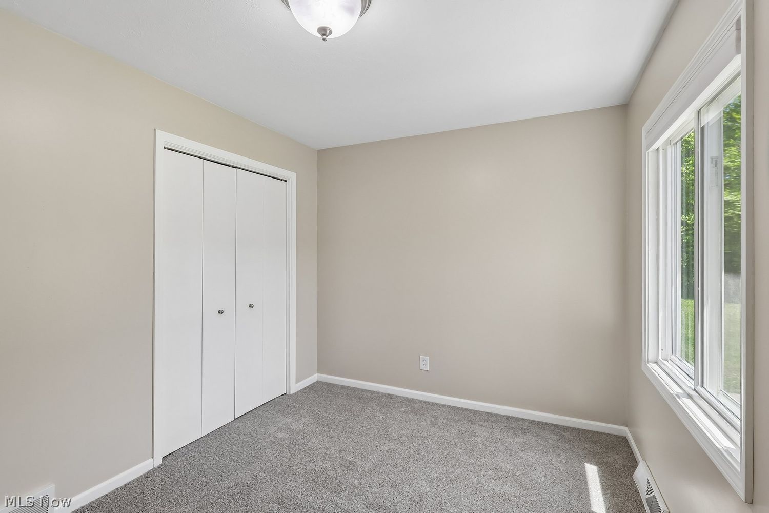 32383 S Burr Oak Drive Solon OH 44139